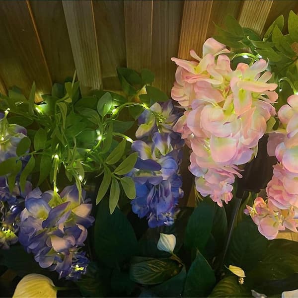 Solcellsdriven Wisteria Blomsterträdgårdsinsats Multifunktionell (Lila)