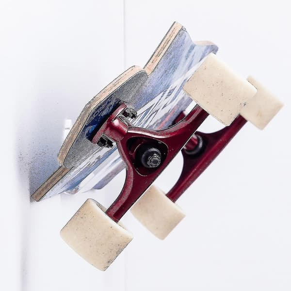 Skateboard longboard vertikal transparent väggfäste
