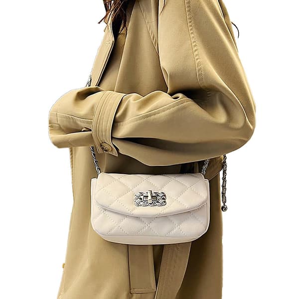Kvinnors axelväska dammode koppling plånböcker quiltade crossbody väskor med kedja krämvit