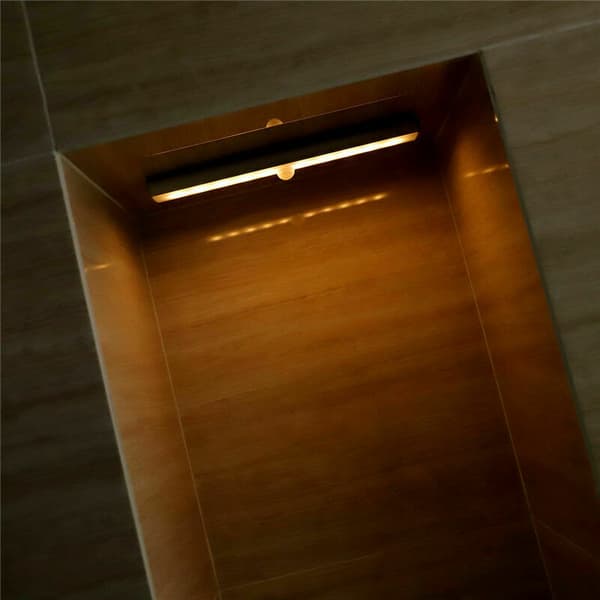 12 LED-lampor, trådlösa, USB-laddningsbara, magnetiska, rörelsesensor, bärbara. Skåpsbelysning, nödbelysning, backup, silver... [Energiklass A++]