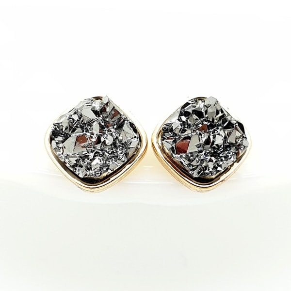 Durzy rock lava crystal shinning stone earring stud square Silver M