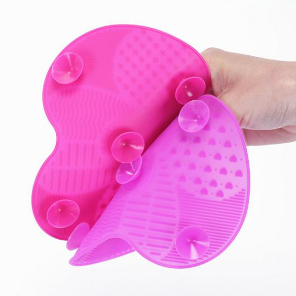 Silikoninen meikkiharjan puhdistusmatot Dark Pink one size