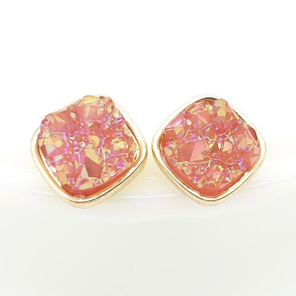 Durzy rock lava crystal shinning stone earring stud square Light pink M