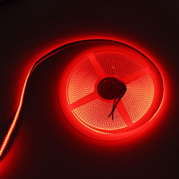 10M LED-ljusremsa med 672 lampor, flexibel självhäftande