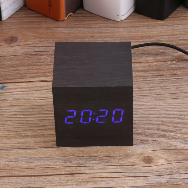Mini elektronisk digital LED-skärm USB-laddningsbord i trä