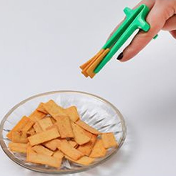 Finger Chopsticks för Gamers - Det Officiella Snacksverktyget för Framtiden - Njut av Snacks och Chips med Lätthet Green