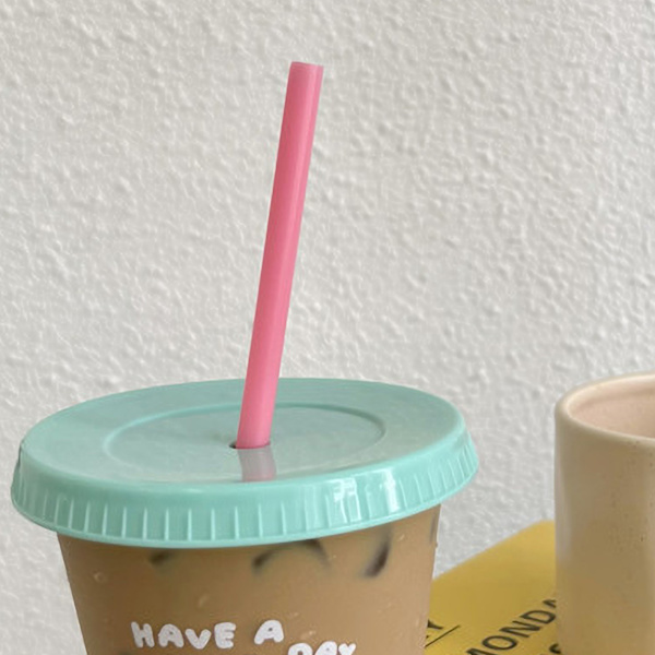 Plast Kaffe Kopp Stor Kapacitet Söta Vatten Kopp Med Halm Lock