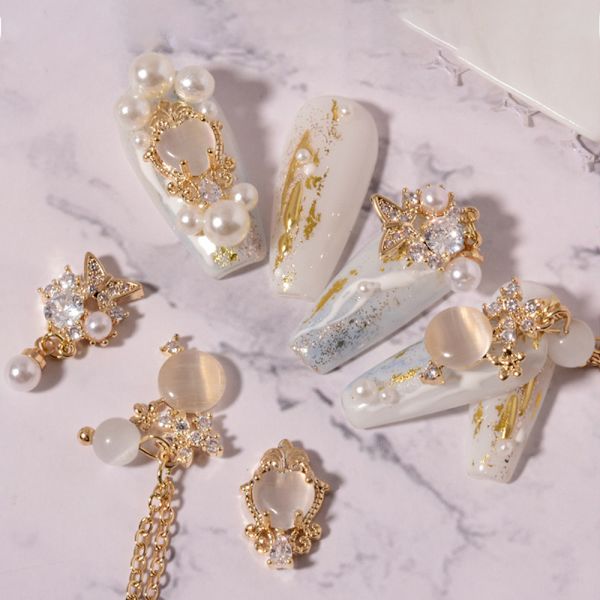 12 st 3D nagelberlocker dingla nagelrhinestone glas nagelkristaller