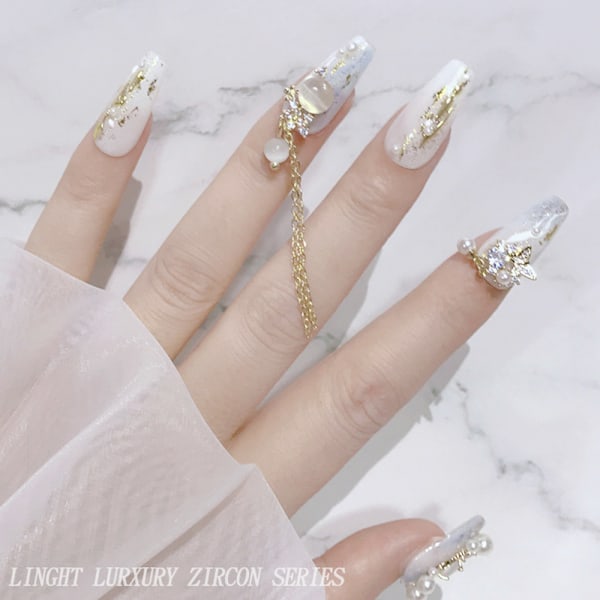 12 st 3D nagelberlocker dingla nagelrhinestone glas nagelkristaller