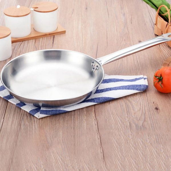 Extra tjock non-stick-belagd stekpanna i rostfritt stål med hjälpreda