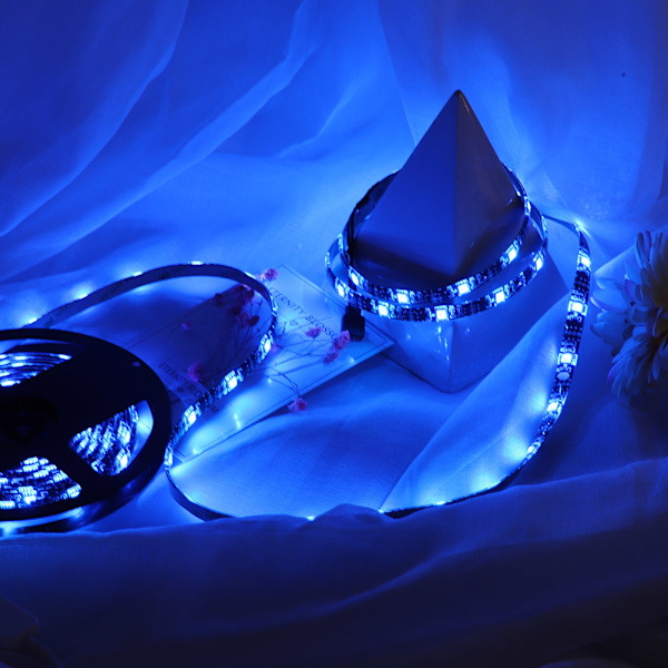 USB 5V 2m 60LED Strips Sensorljusband RGB-lampa Bluetooth-app
