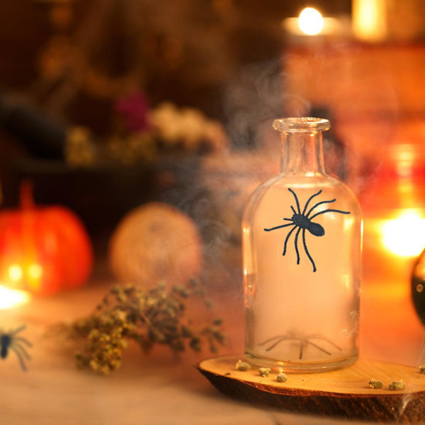 10 st Halloween Simulering Spindlar Läskiga Spindel Rekvisita för