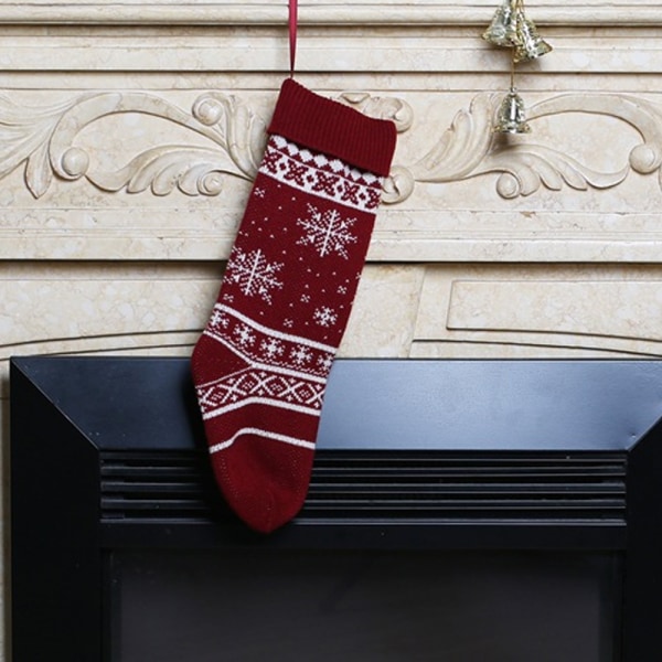 Hanging yarn snowflake Christmas tree gift bag decorative