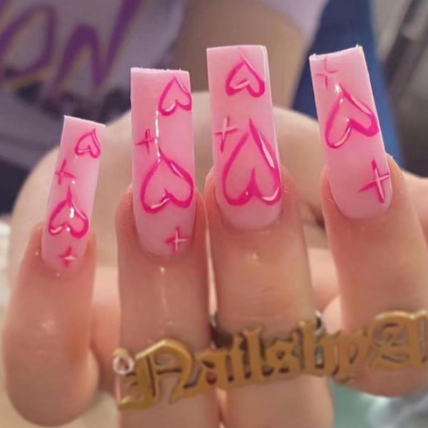 Långa falska naglar kistpress på falska naglar Pink Heart Flase