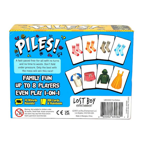 Piles! Nopeatempoinen, kaikkien vastaan kaikkia -korttipeli, perhepelailta, lautapeli