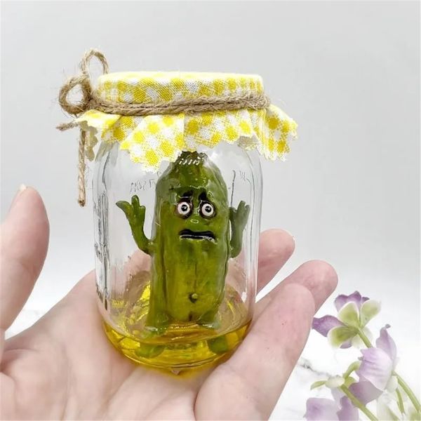 Grumpy Pickle i en burk Skulptur Skrikande Miniatyr Känslomässigt stöd Gåvor C
