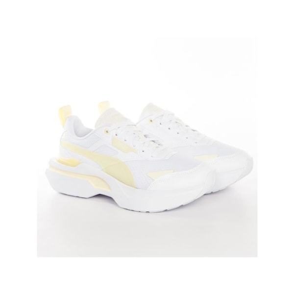 Puma KOSMO RIDER TECH tennarit - viite. 389878-03. Väri: Valkoinen. Yksityiskohdat. - Päällinen tekstiiliä, nahkaa. - Pitsikiinnitys. - Pohja sisään