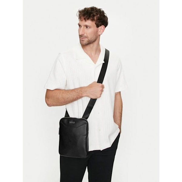 Sac à dos Guess Mestre Multi Cmprtmn Sort METUP4223 Sort (BLA) Svart