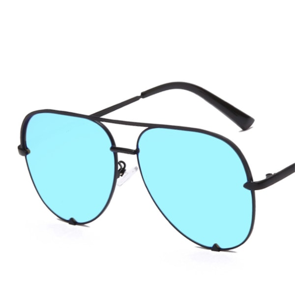 Elegante solbriller, der er polariserede Svart/Blå