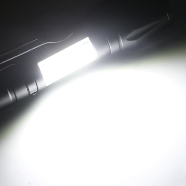 Ljusstark Ficklampa i litet format (COB-LED) med USB-Laddning Svart