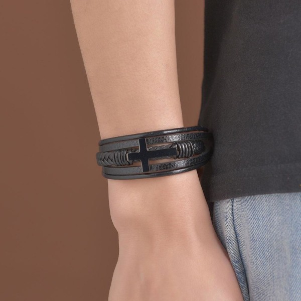 Exklusivt Hög Kvalitets PU-Läder Kors Armband Svart 19CM