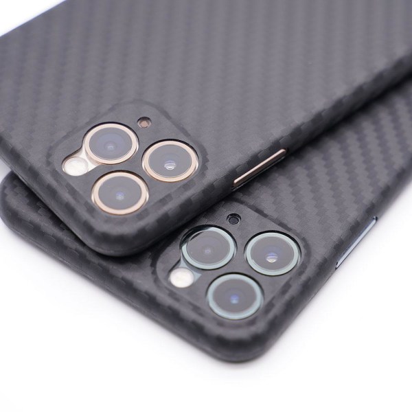 iPhone 11 Pro - Skyddsskal Karbon-Design Black