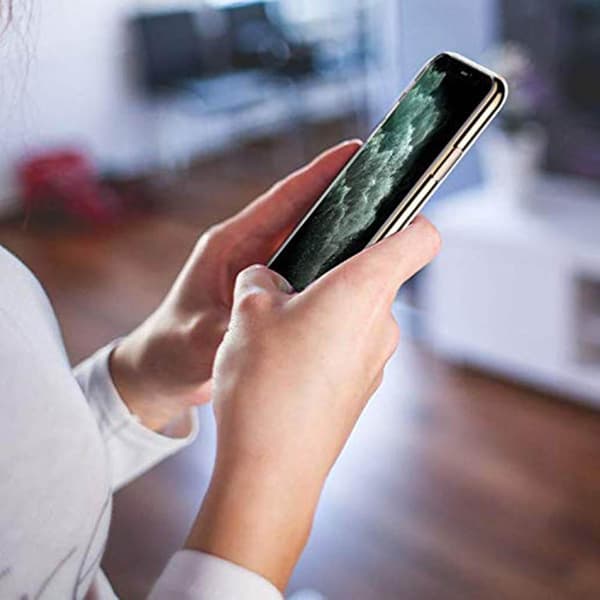 iPhone 11 Pro Max Skärmskydd 2.5D Ram 9H HD-Clear Svart