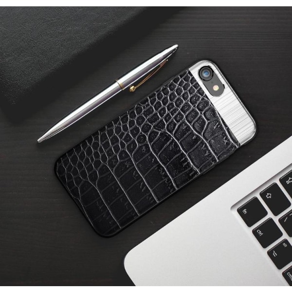 iPhone 8 PLUS - Robust Stilrent Skal från Croco-Serien Vit