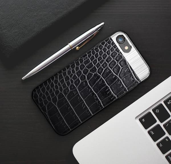 iPhone 8 PLUS - Robust Stilrent Skal från Croco-Serien Vit Vit