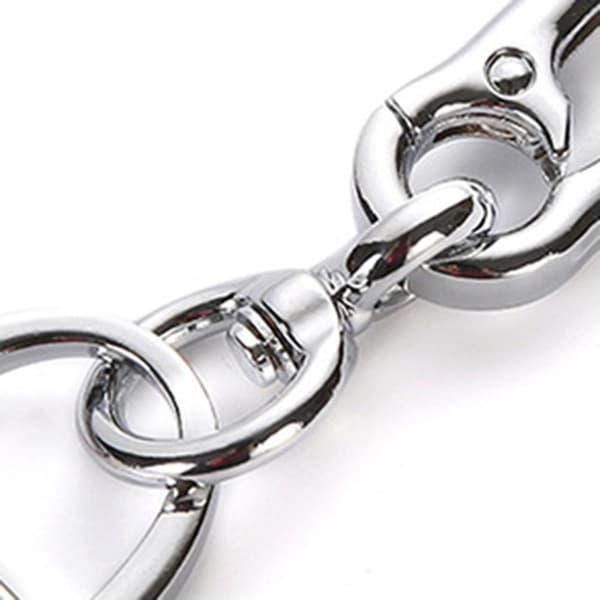 Smidig Kraftfull Nyckelring Silver