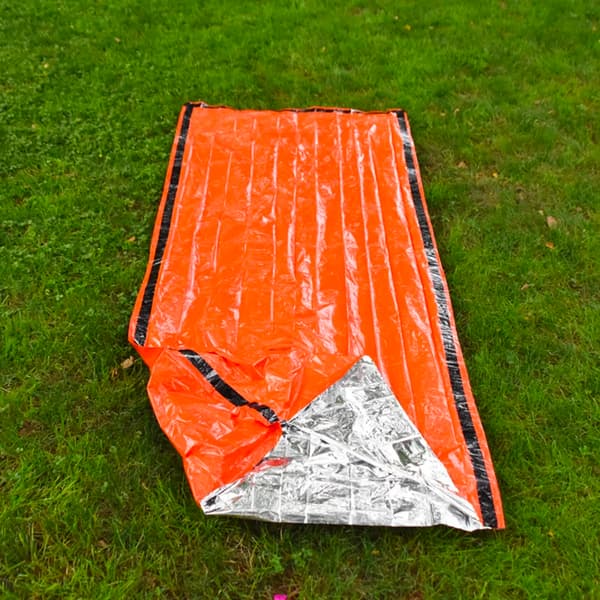 Nödsovsäck ultralätt vattentät överlevnad Orange