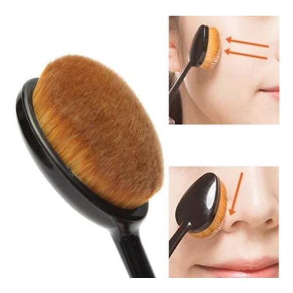 OVAL Sminkborste för foundation/concealer/primer mm. från KABUKI Svart