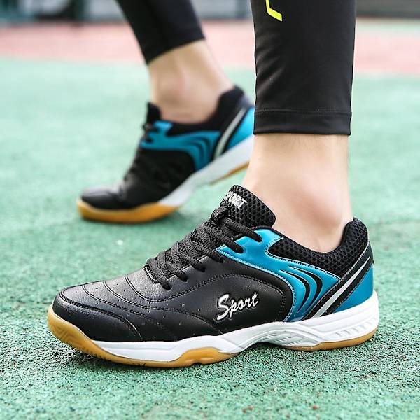 Lätta sneakers för män och kvinnor, lämpliga för inomhusbanor, badminton, 3D7059 BlackBlue EU 44