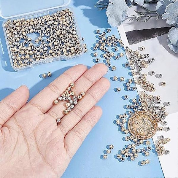 400 st 2 Färger Runda Distanspärlor 4mm 304 Rostfritt Stål Lösa Pärlor Rondelle Pärlor Metall Distanspärla