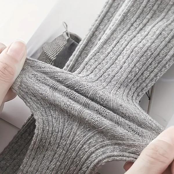 Stickade strumpor för tonårsflickor, varma och bekväma, 77 % bomull, mjuka, elastiska, smala, ljusgrå, för vår, höst och vinter
