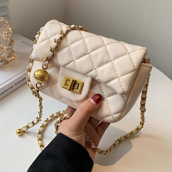 Pieni naisten käsilaukku, retro klassinen olkalaukku clutch-laukku white