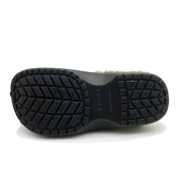 Mysiga vattentäta husslippers Anti-skid Slip-on skor inomhus för män Vinter skor Fuzz-fodrade träskor green EU43 44