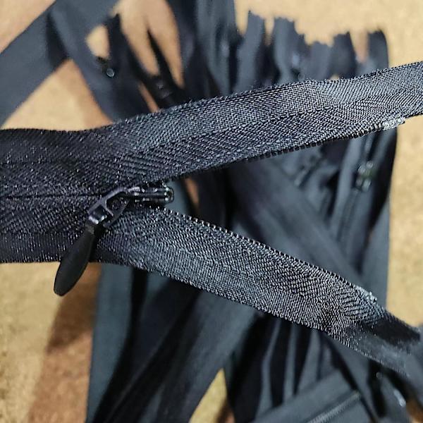 14 tum osynliga blixtlås svart 35 cm dold blixtlås stängd ände nylon spole blixtlås för sömnad klänningar väskor hantverk kudde madrass blixtlås bulk 30 st
