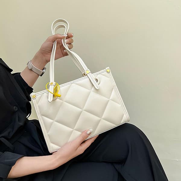 Crossbody tasker til kvinder  Mode  Letvægts håndtasker Skuldertaske White