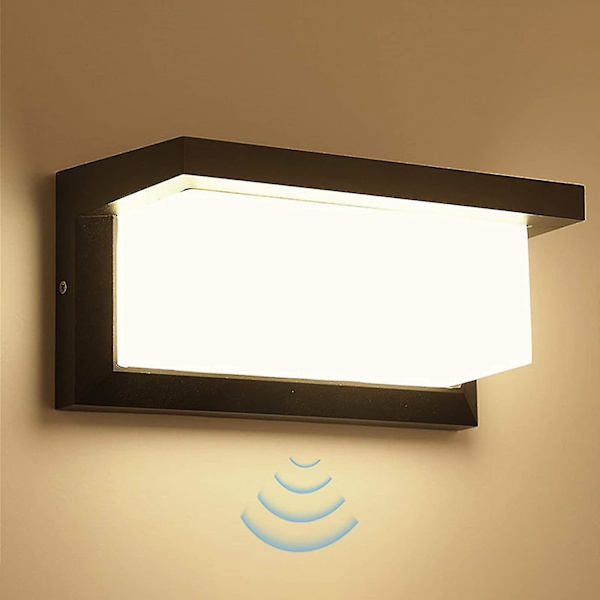 18W LED-seinävalaisin ulkokäyttöön liiketunnistimella, moderni alumiinivalaisin, IP65 vedenpitävä, koristeellinen valo