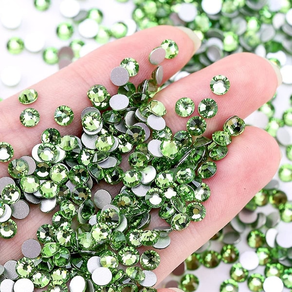 1000 st Gröna Nail Gems Charms Flatback Kristall Strass Nageltillbehör Runda pärlor Diamantborr 6 storlekar (1,5-3,8 mm) Glas Strass För Kvinnor Diy