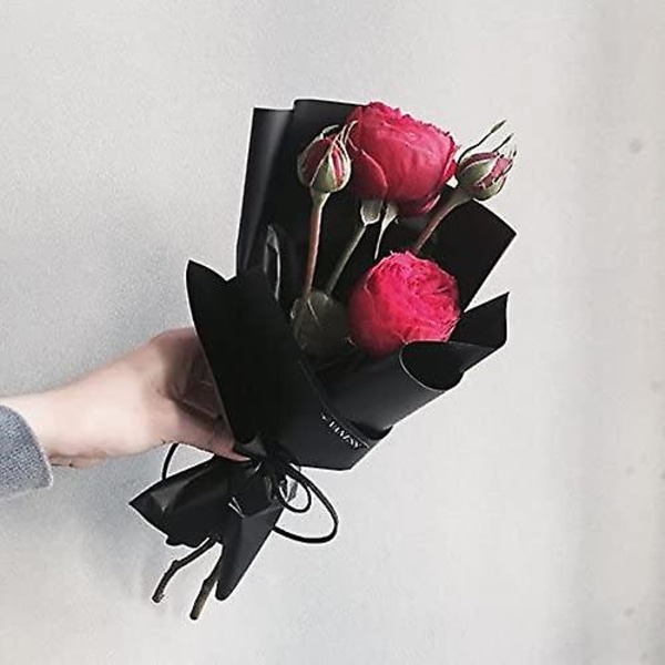 Musta voimapaperirulla - 30 cm x 30 metriä - Kierrätettävä paperi, täydellinen askarteluun, taiteeseen, pieneen paketointiin, pakkaamiseen, postitukseen, lähetykseen, täytteeksi ja paketteihin