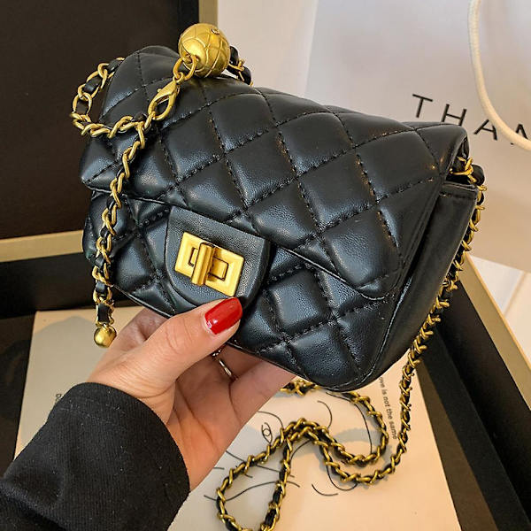 Pieni naisten käsilaukku, retro klassinen olkalaukku clutch-laukku black