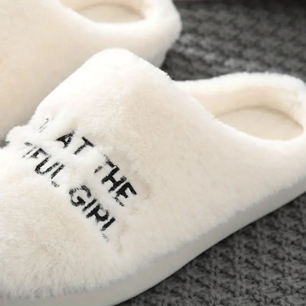 1 par damtofflor med tecknat mönster, söta slip on plyschfodrade skor, bekväma inomhusskor white EU38 39