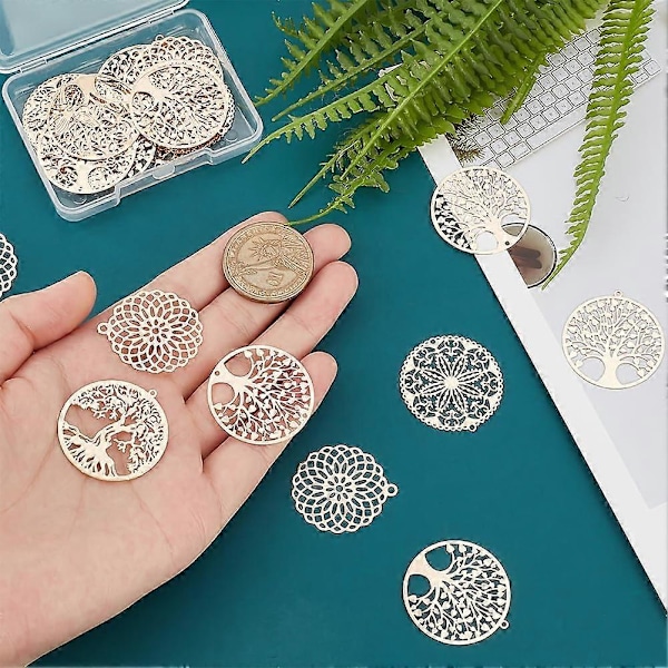 36 st Filigran Charm för Smyckestillverkning 6 Stilar Mässing Livets Träd Hängsmycken Filigran Blom Charm Graverade Metallprydnader för DIY Örhängen Armband