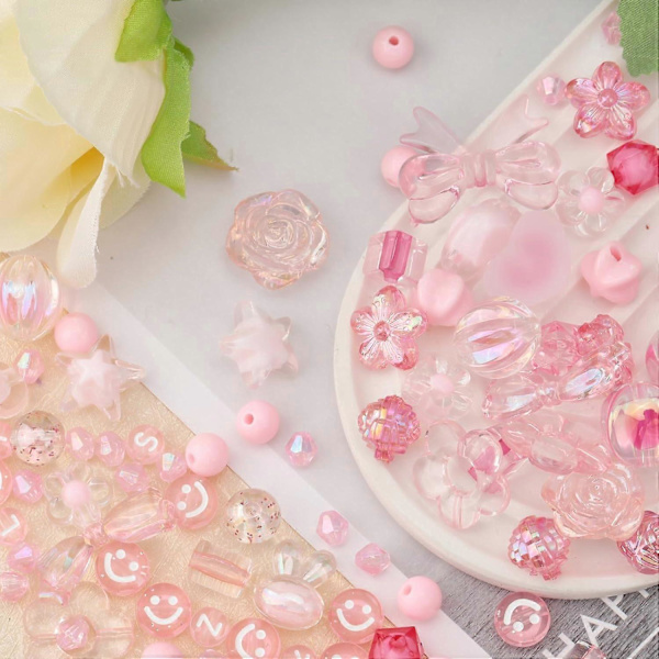 279 st 24 stilar Rosa Akryl Pärlor Blandade Pärlor Transparent Blandade Former Söta Bedårande Hjärta Blomma Bokstäver Leende Pärlor Bulk Set för Smyckestillverkning Armband