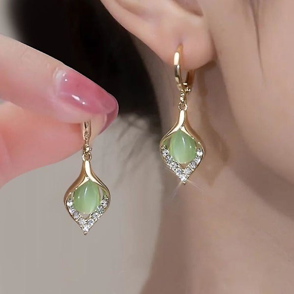 Exquisite Opal Örhängen Kvinnors Lyx Vattendroppe Form Ädelstenar Örhängen Smycken Gåvor green