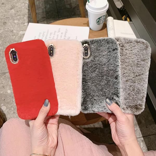 Fodral till iPhone 11 - Fodral / Mobilskal Fluffig Päls - Röd