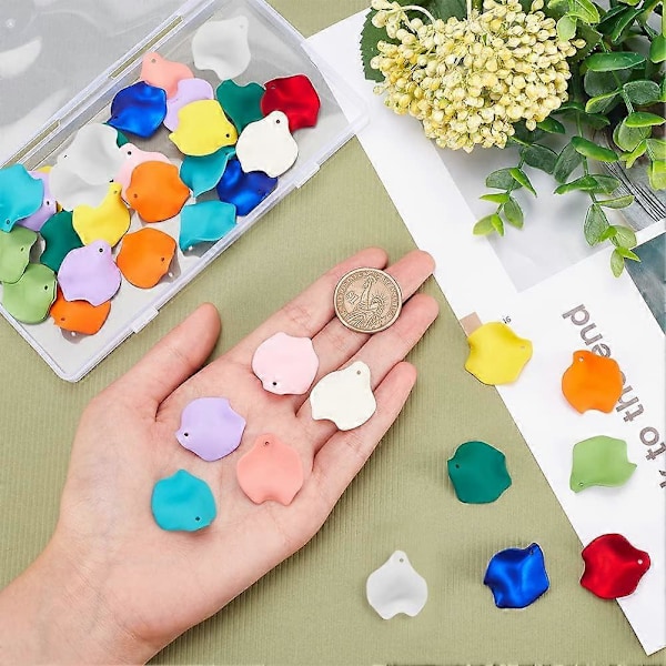 48 stk. 12 farver Matte Blomsterblad Charms Blomsterblad Charms Uigennemsigtige Akryl Farverige Blomsterblad Perler Irregulær Form Matte Blomsterblad Ørering Charms til DIY Smykker C