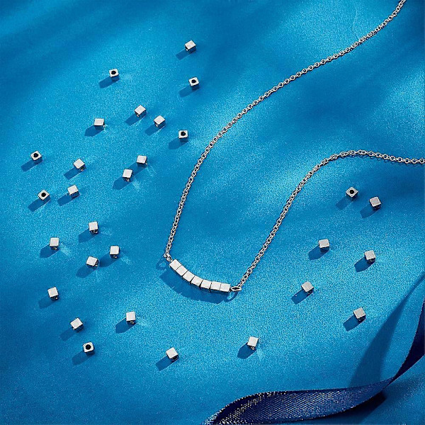 100 st 3 mm Kubpärlor 304 Rostfritt Stål Kvadratiska Distanspärlor Metall Lösa Pärlor Små Släta Pärlor Sömmade Pärlor för DIY Armband Halsband Smycken